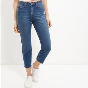 NWT New Look Girlfriend High Rise Cropped Denim